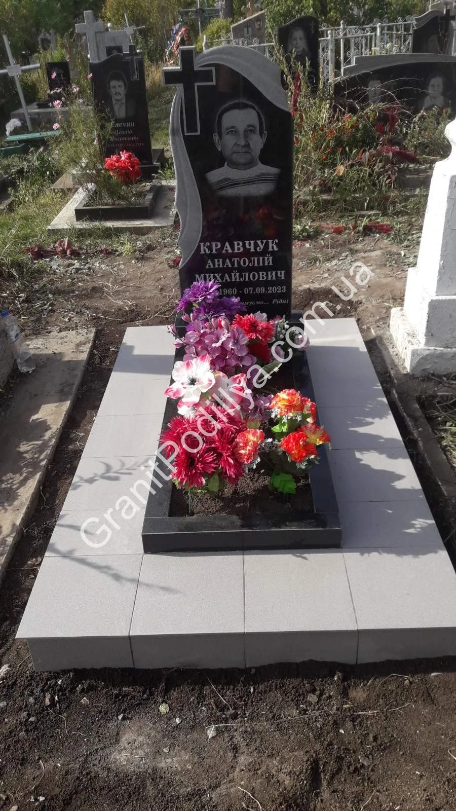 Подвійний пам'ятник з граніту - Кам'янець-Подільський | GranitPodillya